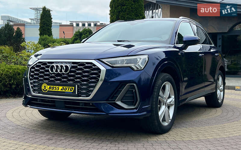 Внедорожник / Кроссовер Audi Q3 2020 в Львове