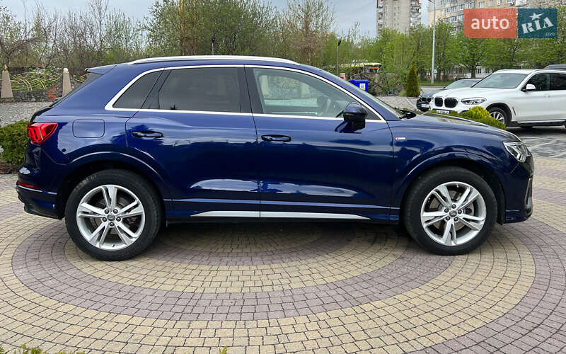 Внедорожник / Кроссовер Audi Q3 2020 в Львове