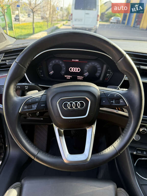 Позашляховик / Кросовер Audi Q3 2019 в Тернополі