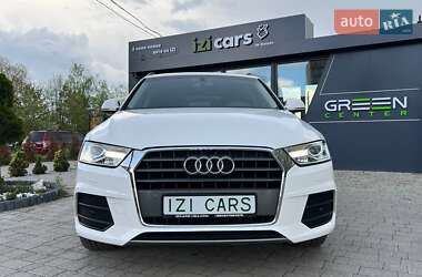 Позашляховик / Кросовер Audi Q3 2016 в 