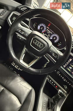 Внедорожник / Кроссовер Audi Q3 2019 в 