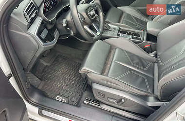 Внедорожник / Кроссовер Audi Q3 2021 в 