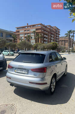 Позашляховик / Кросовер Audi Q3 2018 в 