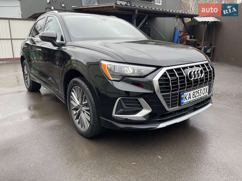 Audi Q3 2021