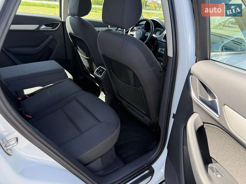 Позашляховик / Кросовер Audi Q3 2014 в Ужгороді фото 48 Позашляховик / Кросовер Audi Q3 2014 в Ужгороді