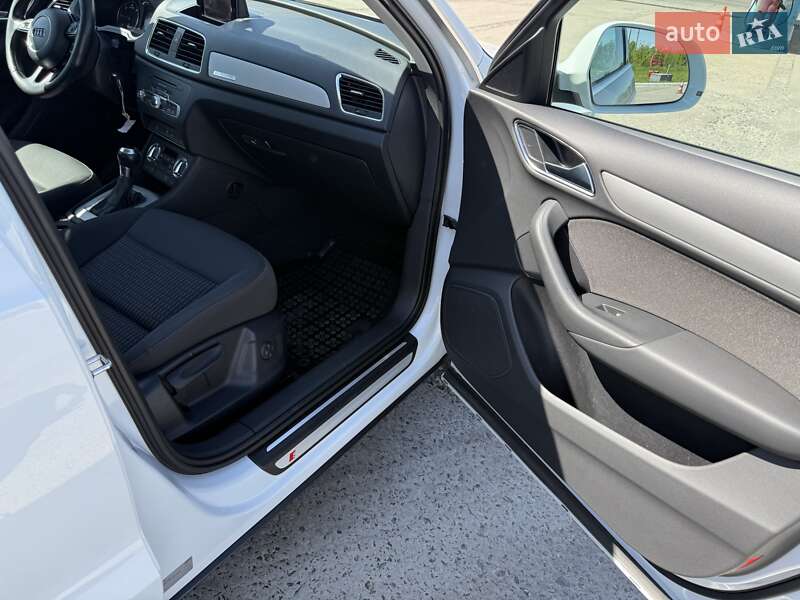 Позашляховик / Кросовер Audi Q3 2014 в Ужгороді фото 47 Позашляховик / Кросовер Audi Q3 2014 в Ужгороді