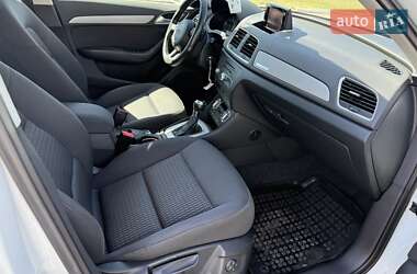 Внедорожник / Кроссовер Audi Q3 2014 в 