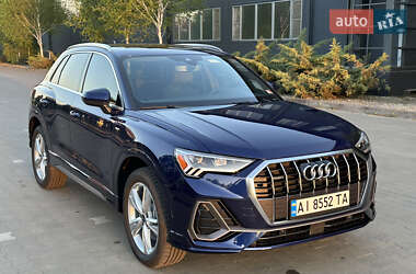 Позашляховик / Кросовер Audi Q3 2023 в Києві