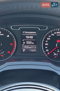Внедорожник / Кроссовер Audi Q3 2012 в 