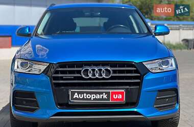 Внедорожник / Кроссовер Audi Q3 2017 в 