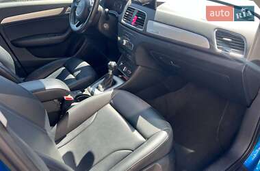 Внедорожник / Кроссовер Audi Q3 2017 в 