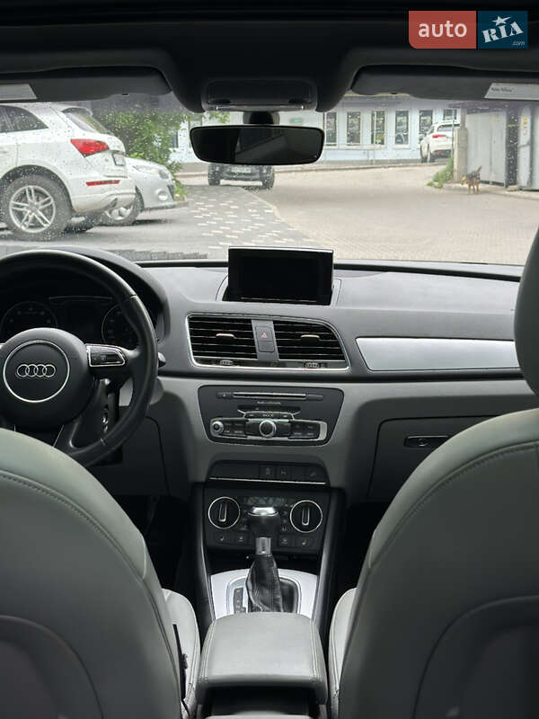 Внедорожник / Кроссовер Audi Q3 2017 в Тернополе