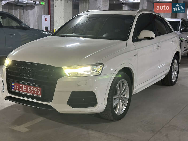 Внедорожник / Кроссовер Audi Q3 2017 в Тернополе