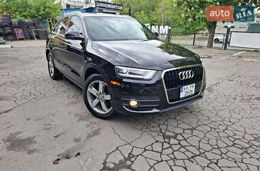 Внедорожник / Кроссовер Audi Q3 2015 в Киеве