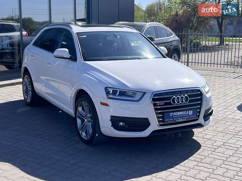 Позашляховик / Кросовер Audi Q3 2015 в Нововолинську