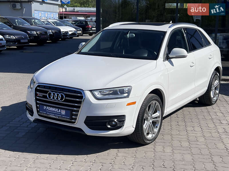 Позашляховик / Кросовер Audi Q3 2015 в Нововолинську