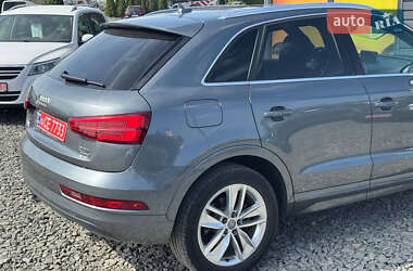 Внедорожник / Кроссовер Audi Q3 2016 в 