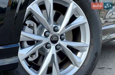 Внедорожник / Кроссовер Audi Q3 2024 в 