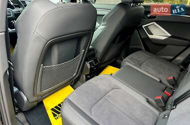 Внедорожник / Кроссовер Audi Q3 2024 в 