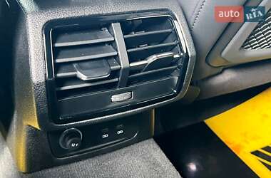 Внедорожник / Кроссовер Audi Q3 2024 в 
