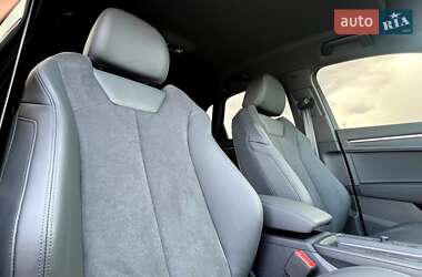 Внедорожник / Кроссовер Audi Q3 2024 в 