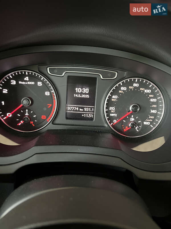 Позашляховик / Кросовер Audi Q3 2014 в Львові