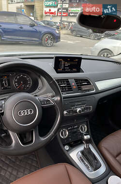 Внедорожник / Кроссовер Audi Q3 2014 в 