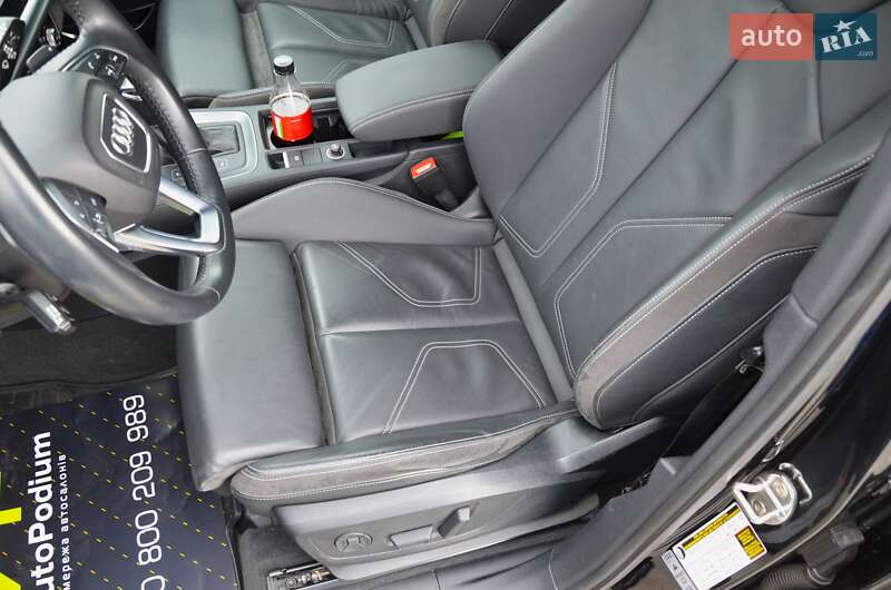 Внедорожник / Кроссовер Audi Q3 2019 в Киеве