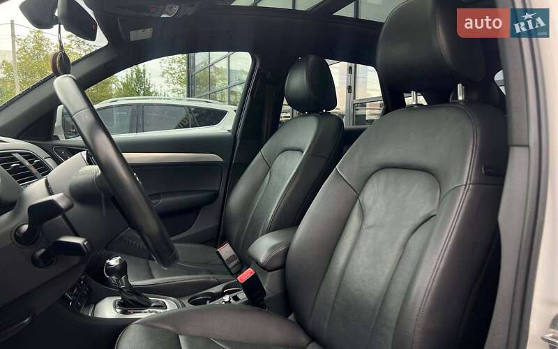 Внедорожник / Кроссовер Audi Q3 2016 в Ивано-Франковске
