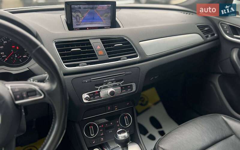 Внедорожник / Кроссовер Audi Q3 2016 в Ивано-Франковске