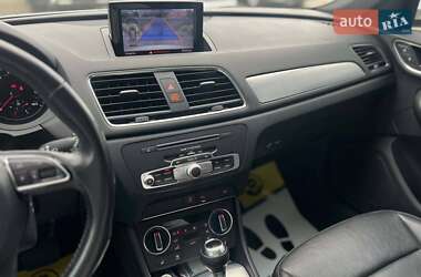Внедорожник / Кроссовер Audi Q3 2016 в 