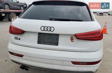 Внедорожник / Кроссовер Audi Q3 2018 в 