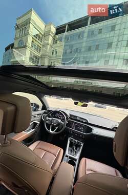 Внедорожник / Кроссовер Audi Q3 2020 в 