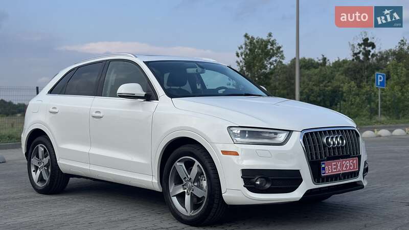 Позашляховик / Кросовер Audi Q3 2015 в Радивиліві