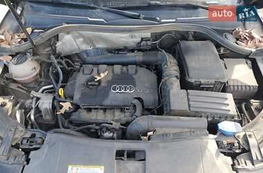 Внедорожник / Кроссовер Audi Q3 2018 в 