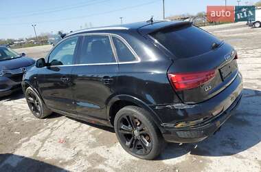 Внедорожник / Кроссовер Audi Q3 2016 в 