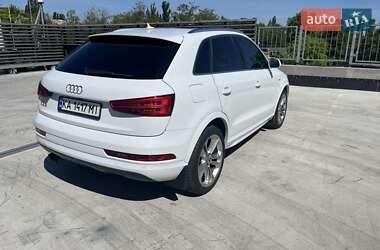 Внедорожник / Кроссовер Audi Q3 2017 в 