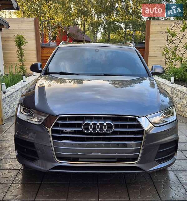 Внедорожник / Кроссовер Audi Q3 2016 в Киеве