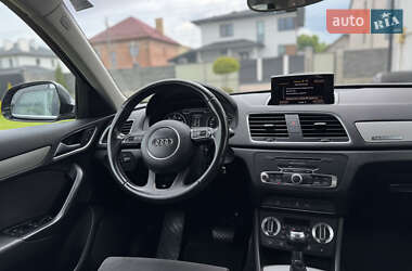 Внедорожник / Кроссовер Audi Q3 2013 в 