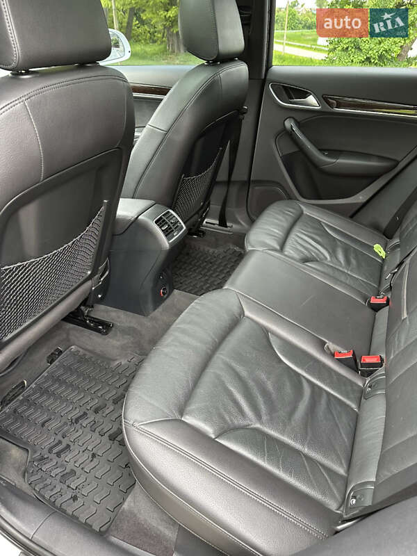 Позашляховик / Кросовер Audi Q3 2014 в Львові