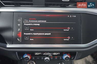 Внедорожник / Кроссовер Audi Q3 2023 в 