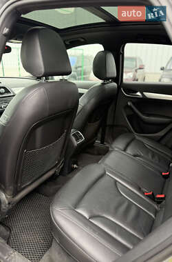 Внедорожник / Кроссовер Audi Q3 2014 в 