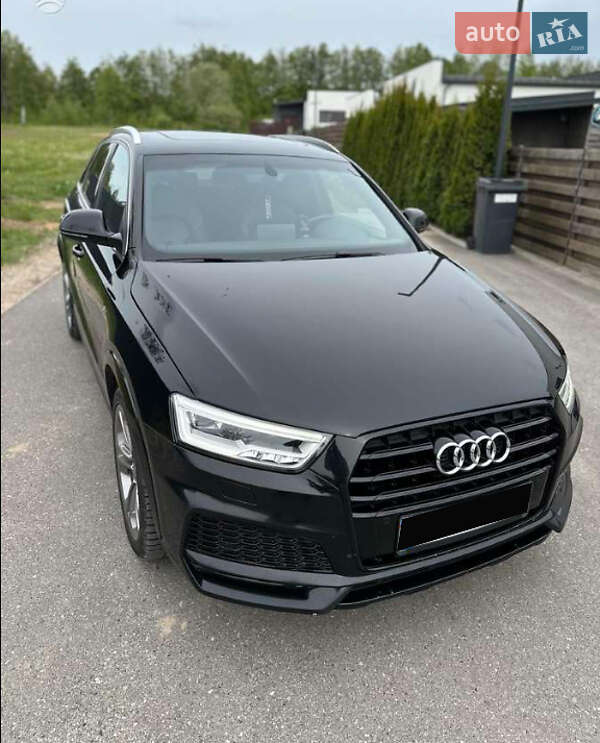 Внедорожник / Кроссовер Audi Q3 2017 в Киеве