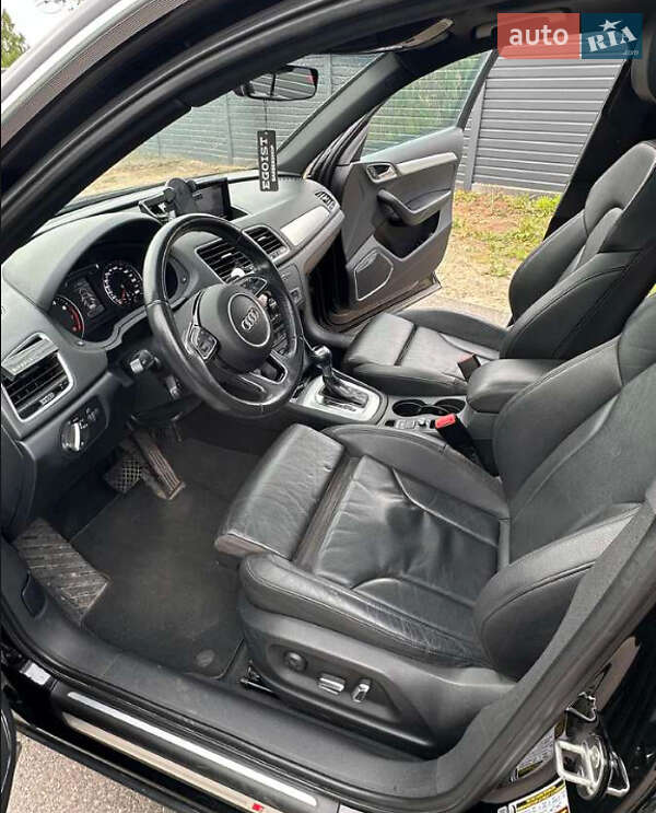 Внедорожник / Кроссовер Audi Q3 2017 в Киеве