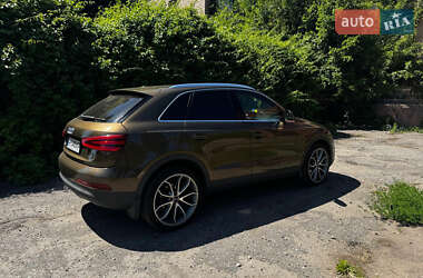 Внедорожник / Кроссовер Audi Q3 2012 в 