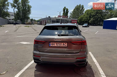 Внедорожник / Кроссовер Audi Q3 2020 в 