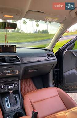 Внедорожник / Кроссовер Audi Q3 2016 в 