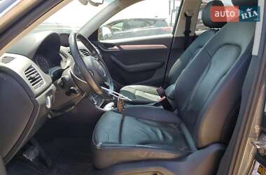 Внедорожник / Кроссовер Audi Q3 2014 в 