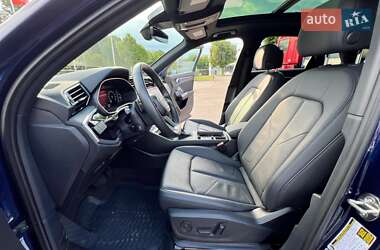 Внедорожник / Кроссовер Audi Q3 2021 в 
