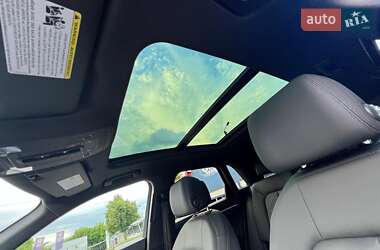 Внедорожник / Кроссовер Audi Q3 2021 в 